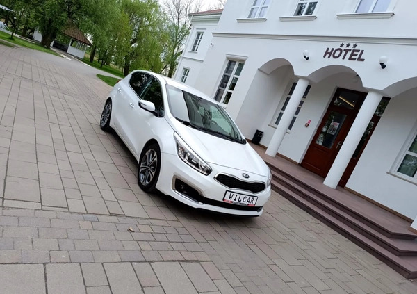 Kia Ceed cena 45900 przebieg: 181800, rok produkcji 2018 z Stawiski małe 704